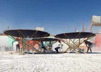 Henry Glogau designs moveable photo voltaic water distiller for casual settlements