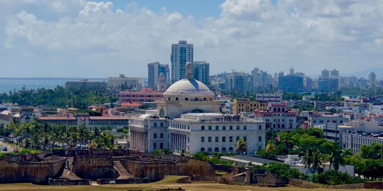 Half of Puerto Rico was with out energy, billionaires are enlarging their flood-prone seashore homes, and extra