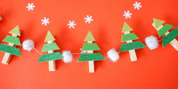 Clothespin Mini Christmas Tree Garland