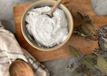 Selfmade Coconut Whipped Cream | BREPURPOSED