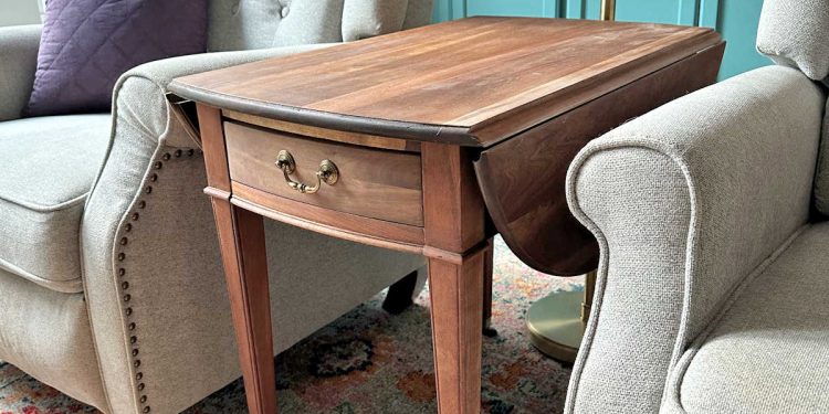 A 30-Minute Aspect Desk Makeover With Danish Oil