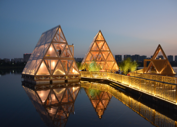 Sustainable Follow: Kunlé Adeyemi on Makoko Floating Programs and Constructing Water Cities