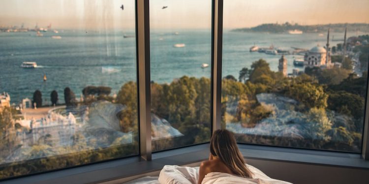 Unwind in Fashion: Uncover the Most interesting Miami Seaside Inns with Balcony Views