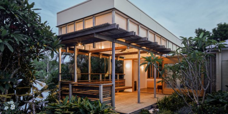 A Luminous + Leafy Backyard Pavilion Designed To Elevate Indoor-Out of doors Circulate