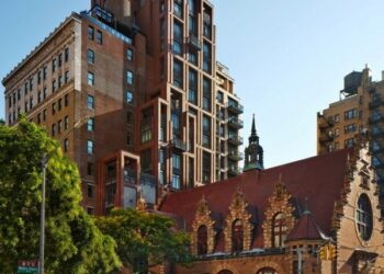 CookFox Architects provides tiered extension to historic New York condo constructing