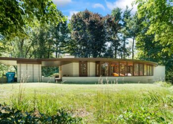 A Frank Lloyd Wright Usonian Residence Lists for $1.85 Million in Michigan