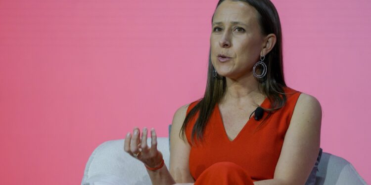 23andMe Board Resigns: ‘Variations’ With CEO Anne Wojcicki