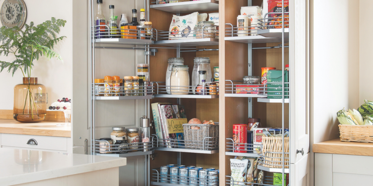 Is the deinfluencing pattern the key to a clutter-free residence?