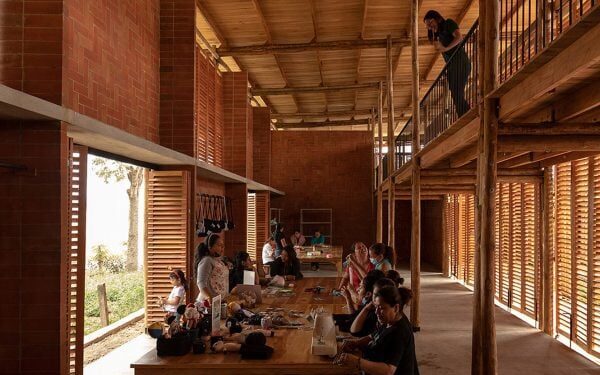 Weaving and neighborhood centre in Ecuador wins Mies Crown Corridor Prize