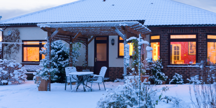 How snow and frost can present your loft insulation is failing